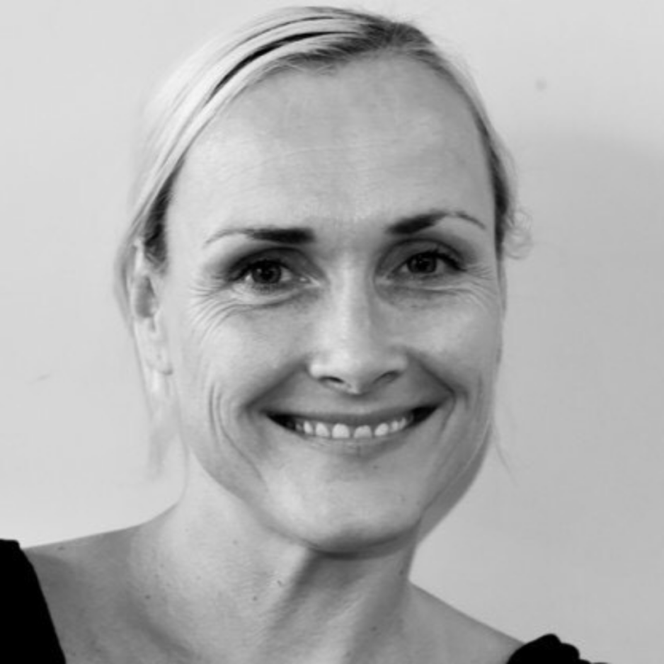 Marleen Van Der Loo Come From Away **** IJZERSTERK VERHAAL & ACTUELER DAN OOIT